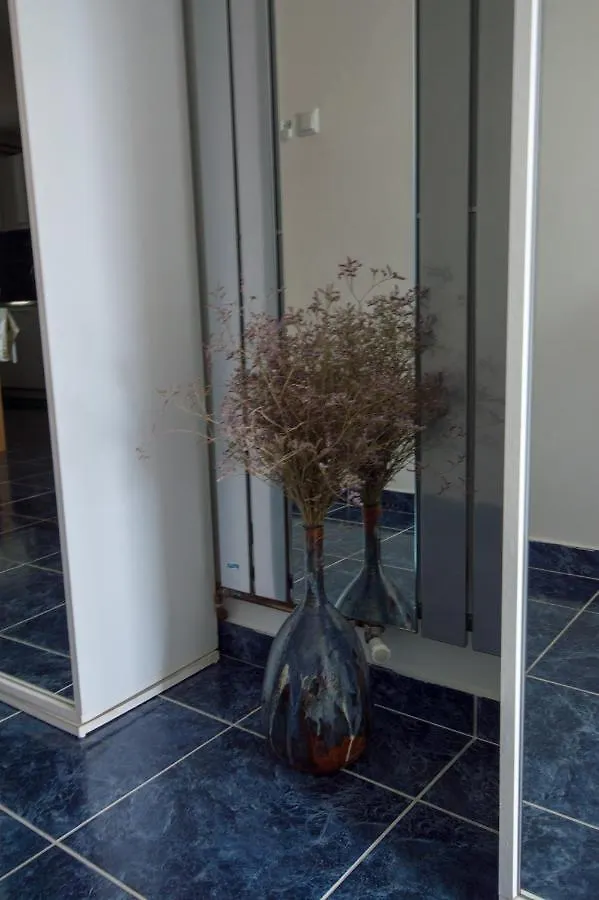 Apartmani-Karin-Malinska Apartment