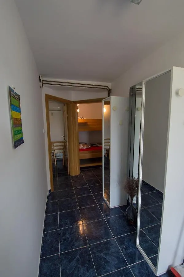 Apartmani-Karin-Malinska 0*, Malinska Croatia